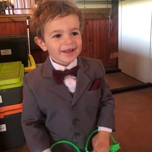 Boys 2t gray suit